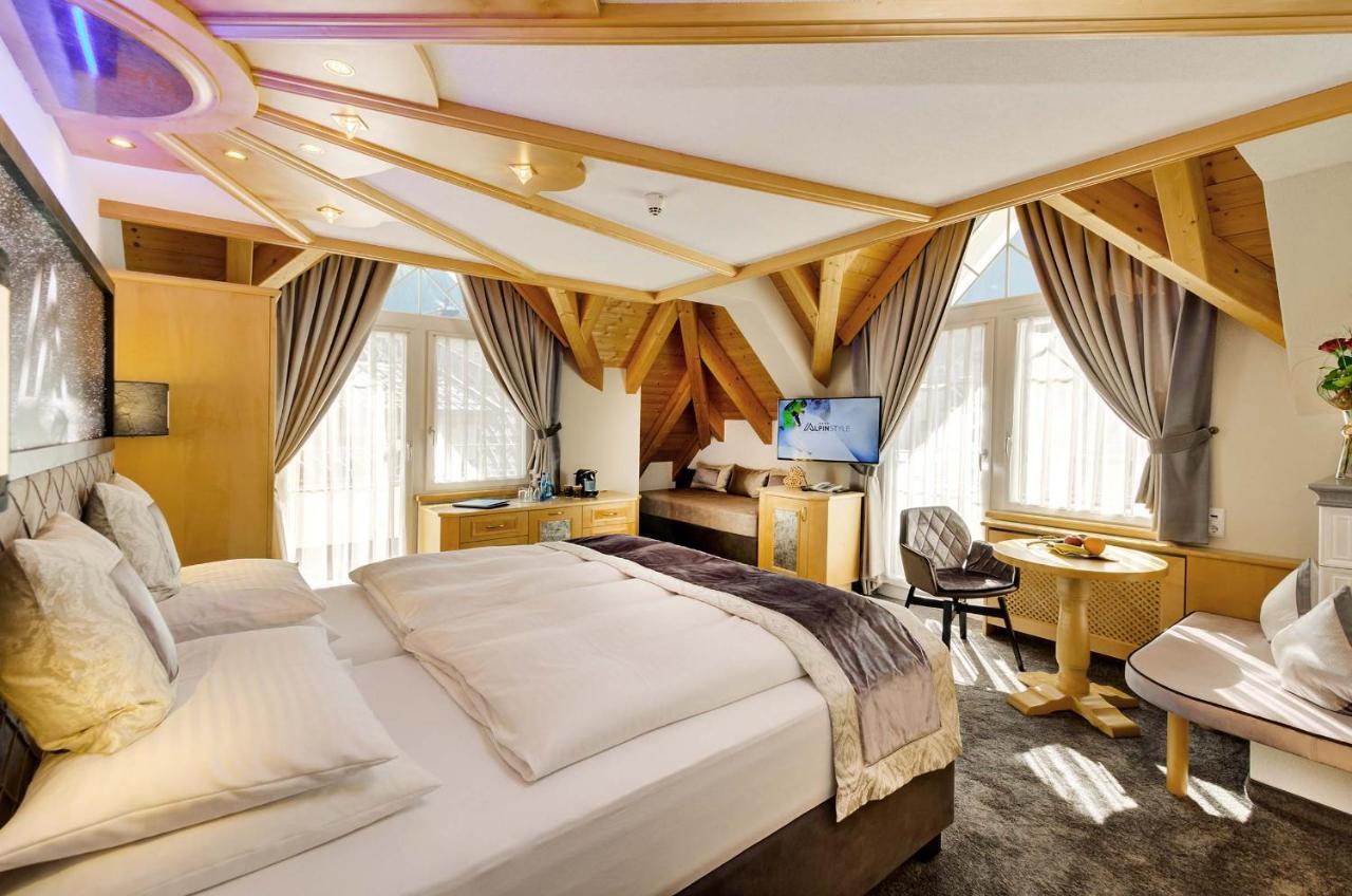 Alpinstyle Hotel Ischgl Exterior foto